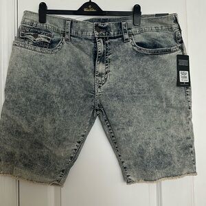 Authentic True Religion Denim Shorts. NWT. Ricky size 44.